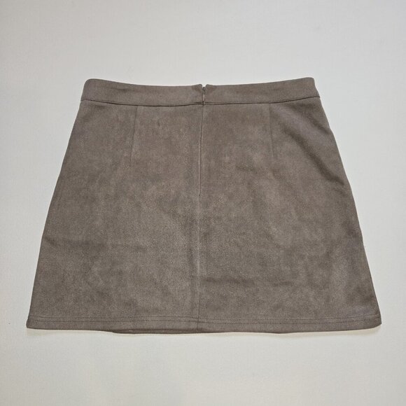 Fashion On Earth Faux Suede Mini Skirt Front Buttons Pockets Large Beige FE22F87 - Picture 2 of 7